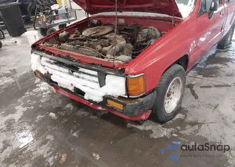 1988 Toyota Pickup 1/2 Ton Rn50 из США, поврежденный, VIN JT4RN50R2J5136137